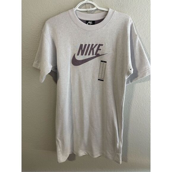 ❤️Nike Women’s T-Shirt Dress NWT - Picture 1 of 3